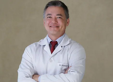 Dr. Helbert Abe Rodrigues Clinabe