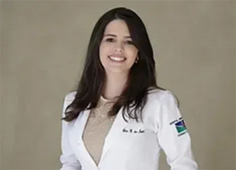 Dra. Elisa Santos